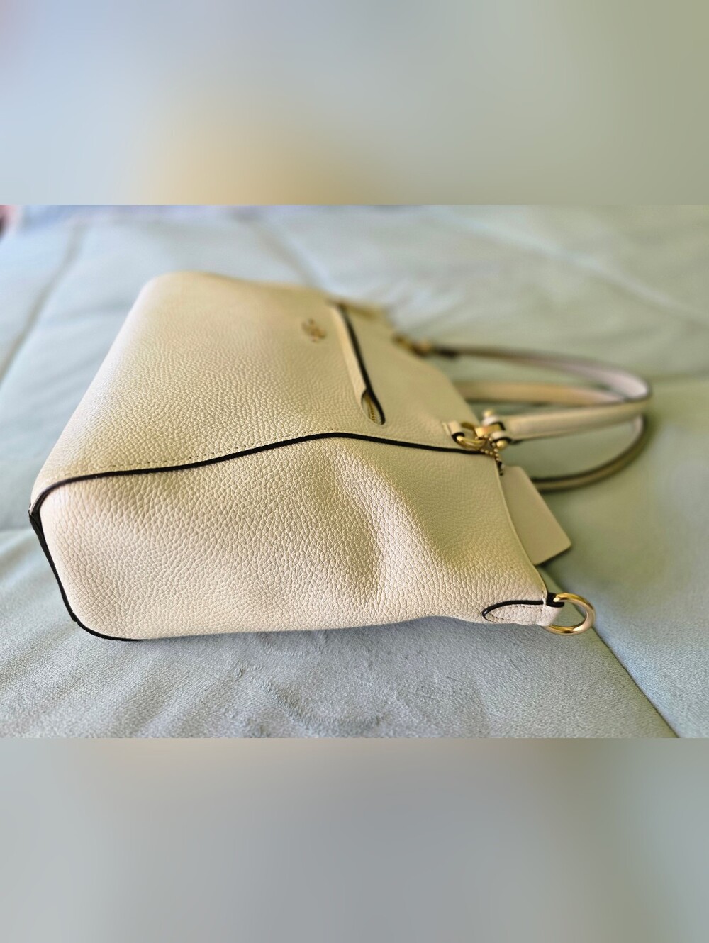 EUC Coach Prairie Satchel In Polished Pebble Leather - Chalk White, Style 58874 - Picture 9 of 16
